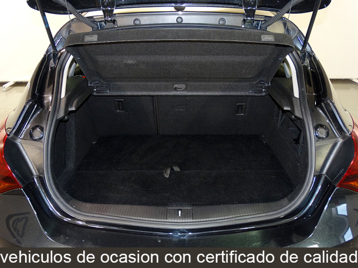 Foto Opel Astra 9