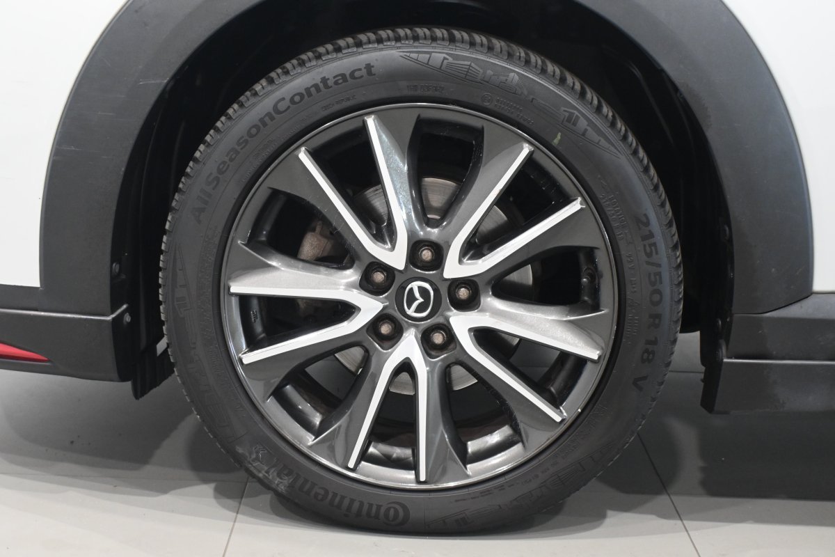 Foto Mazda CX-3 29