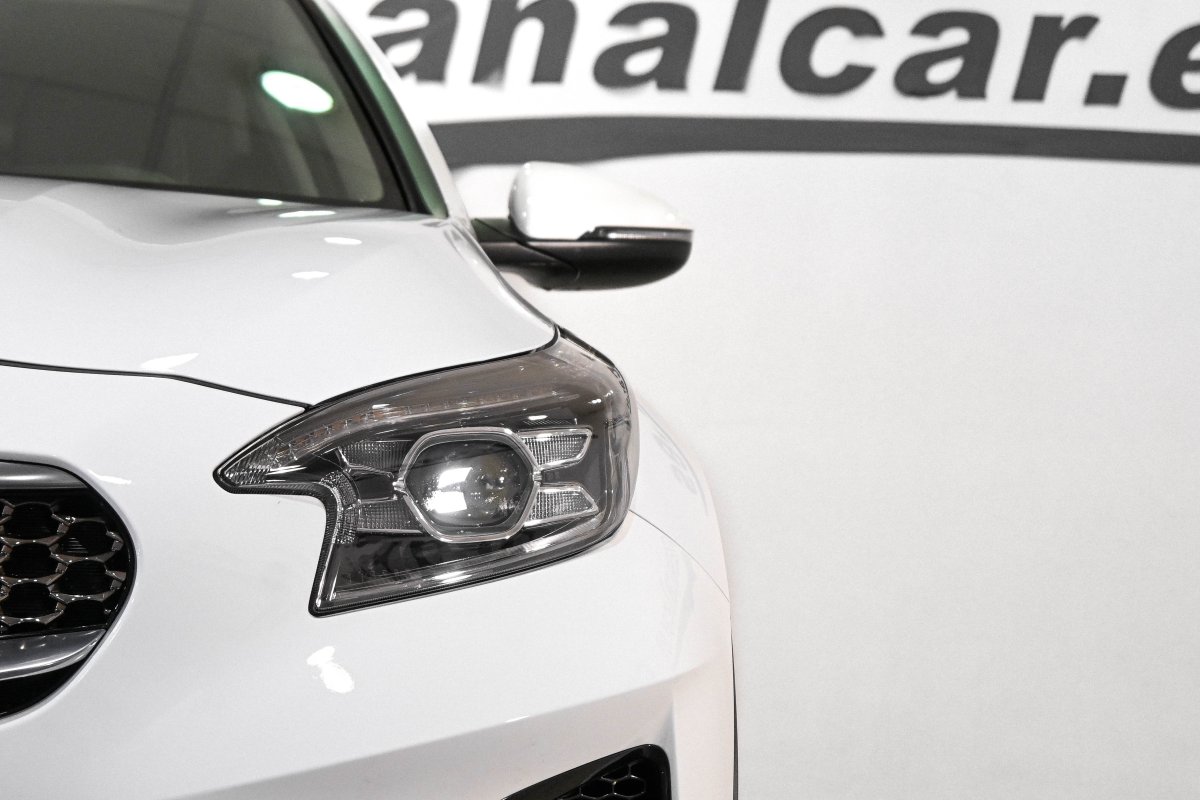 Foto Kia XCeed 14