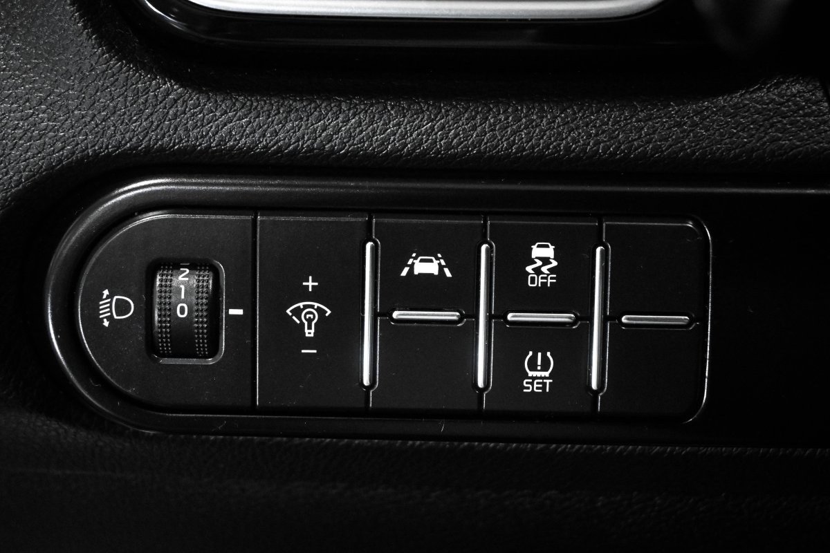Foto Kia XCeed 31