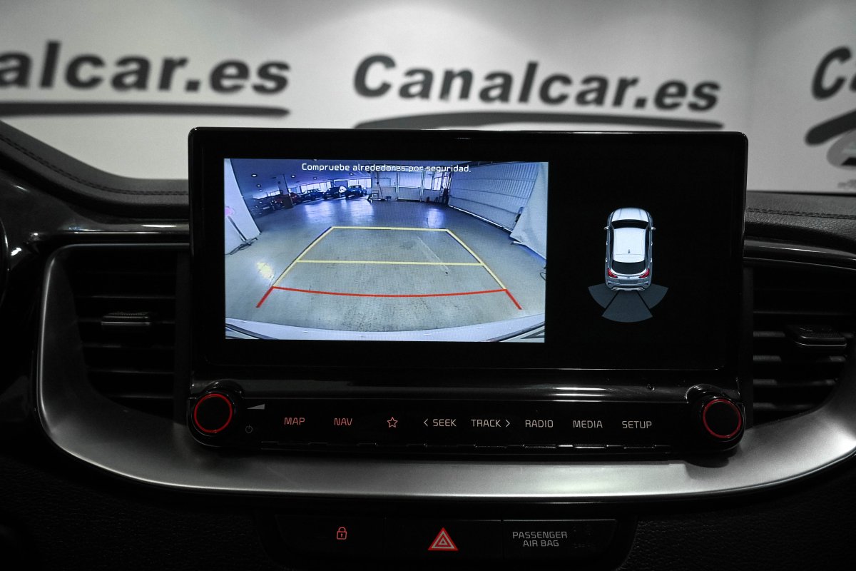 Foto Kia XCeed 21