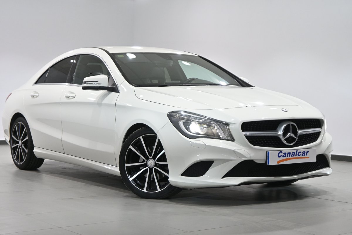 Foto Mercedes-Benz Clase CLA 3
