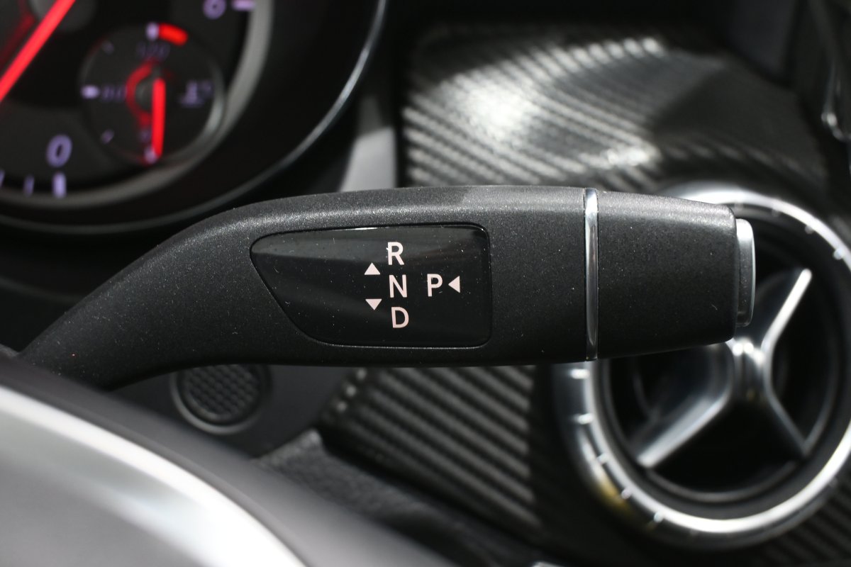 Foto Mercedes-Benz Clase CLA 22