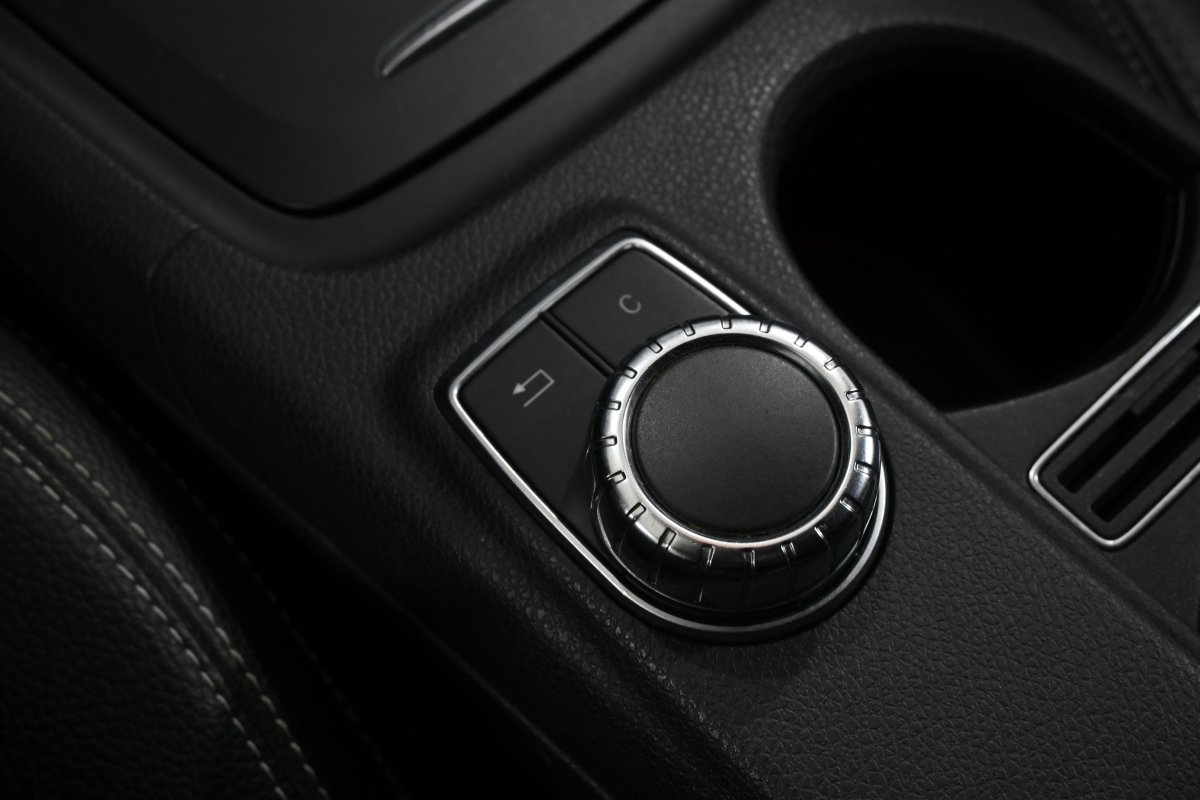 Foto Mercedes-Benz Clase CLA 19