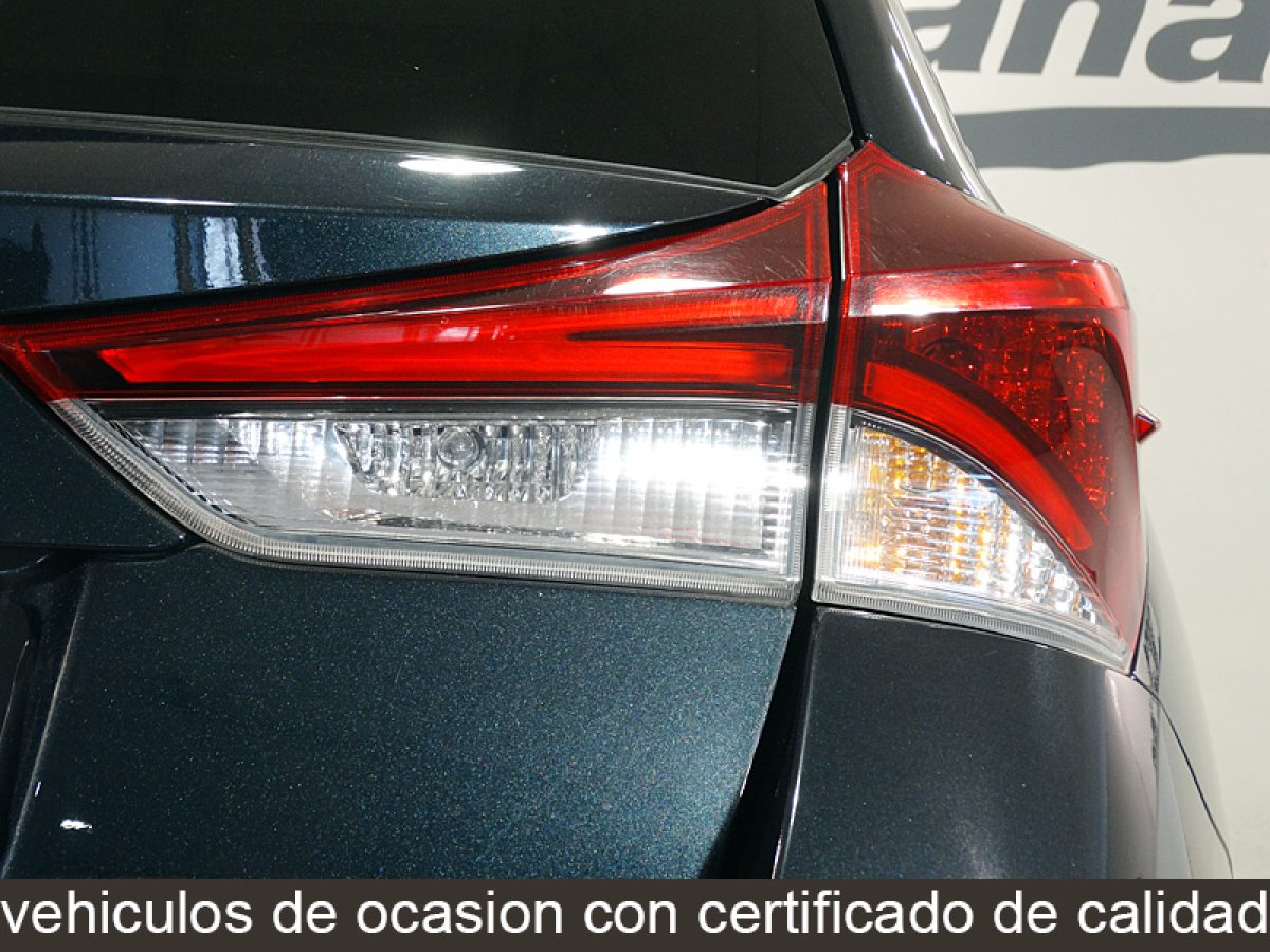 Foto Toyota Auris 10