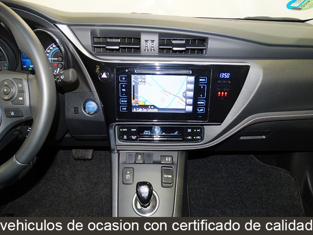 Foto Toyota Auris 22