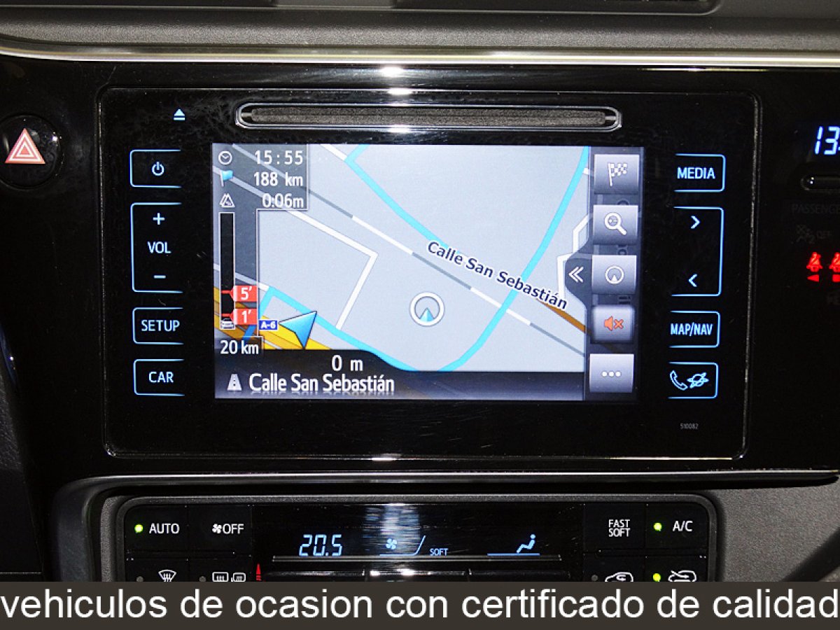 Foto Toyota Auris 23