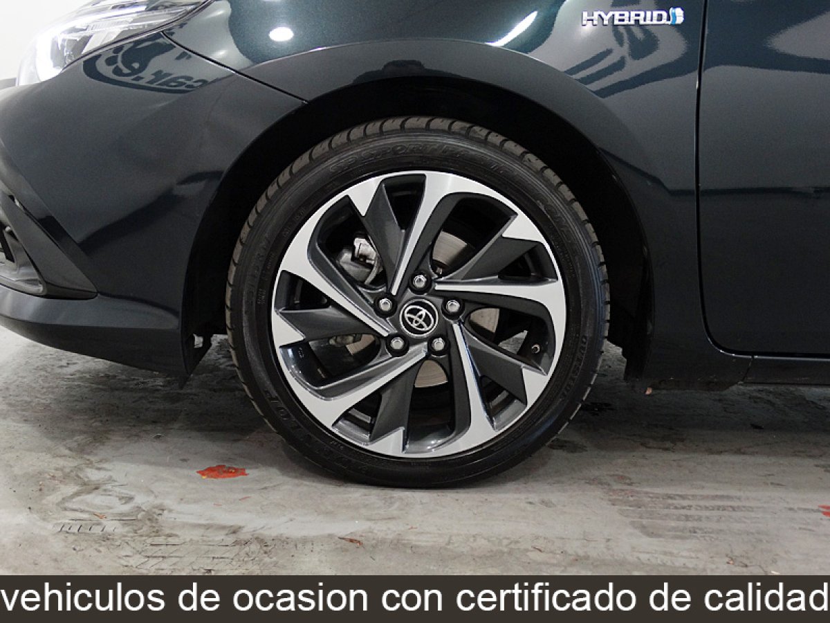 Foto Toyota Auris 35