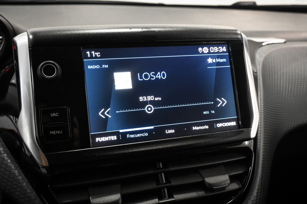 Foto Peugeot 2008 15