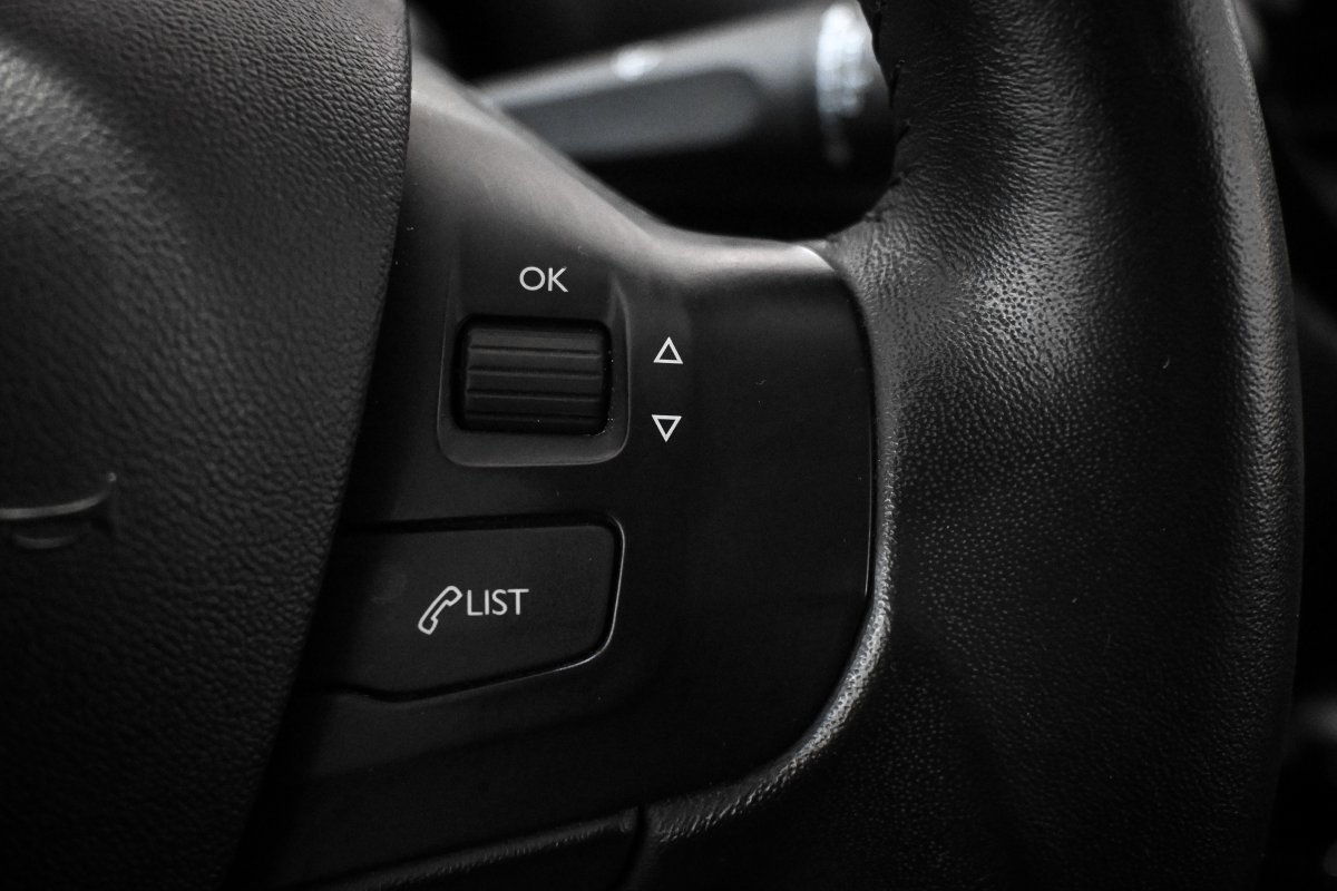 Foto Peugeot 2008 28