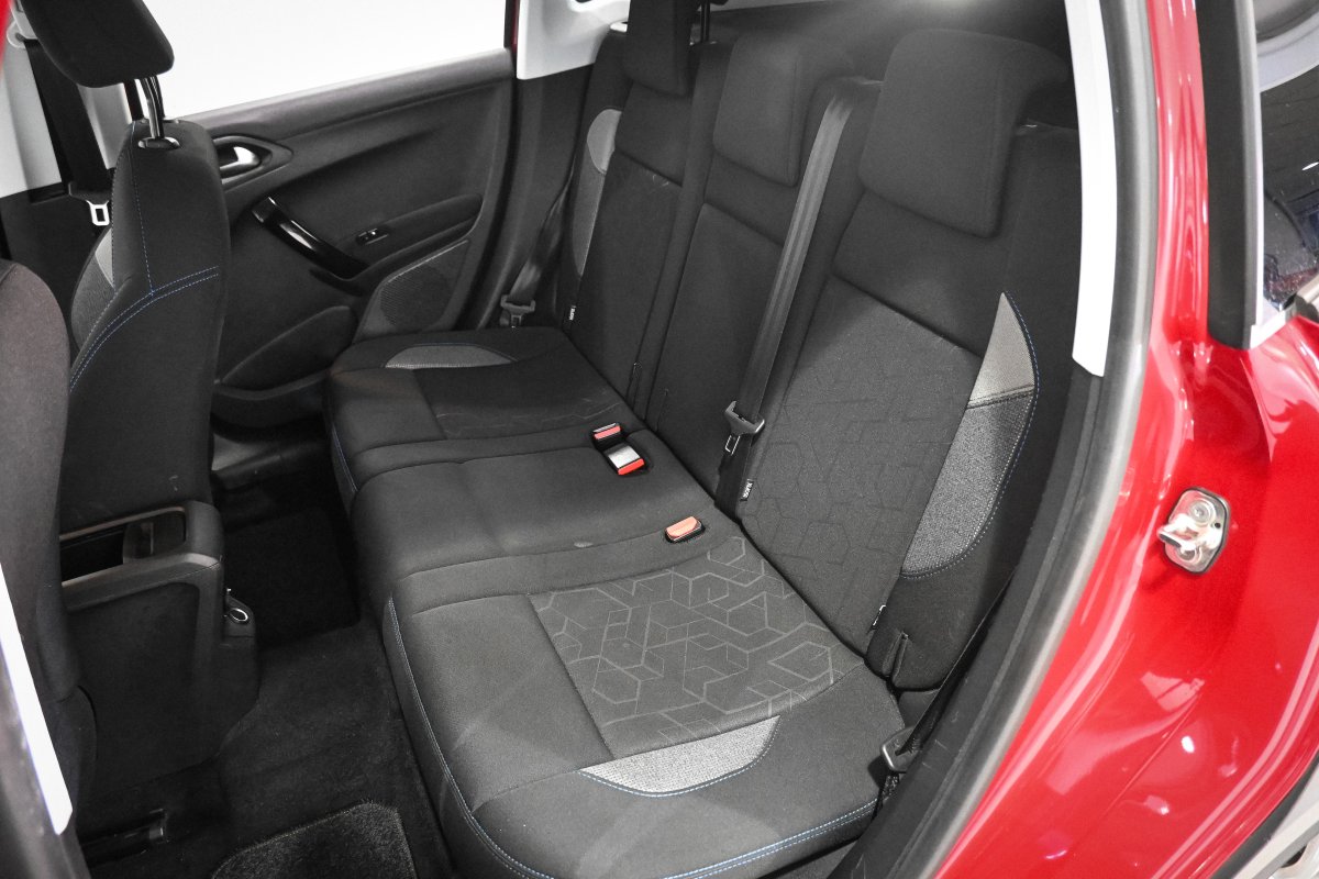 Foto Peugeot 2008 12