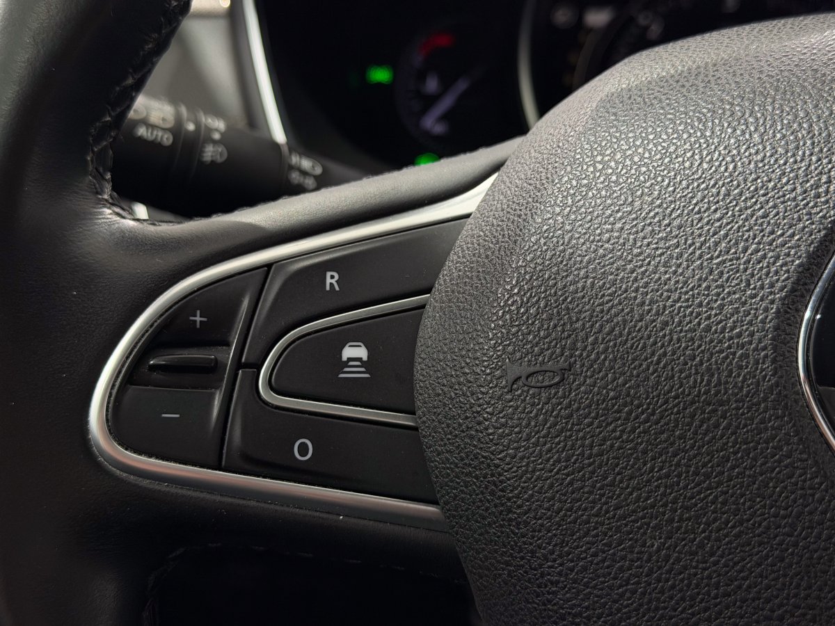 Foto Renault Talisman 20