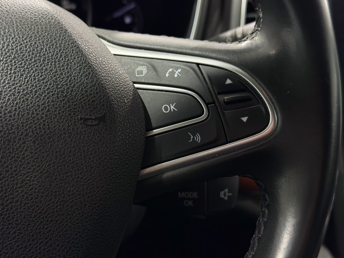 Foto Renault Talisman 21