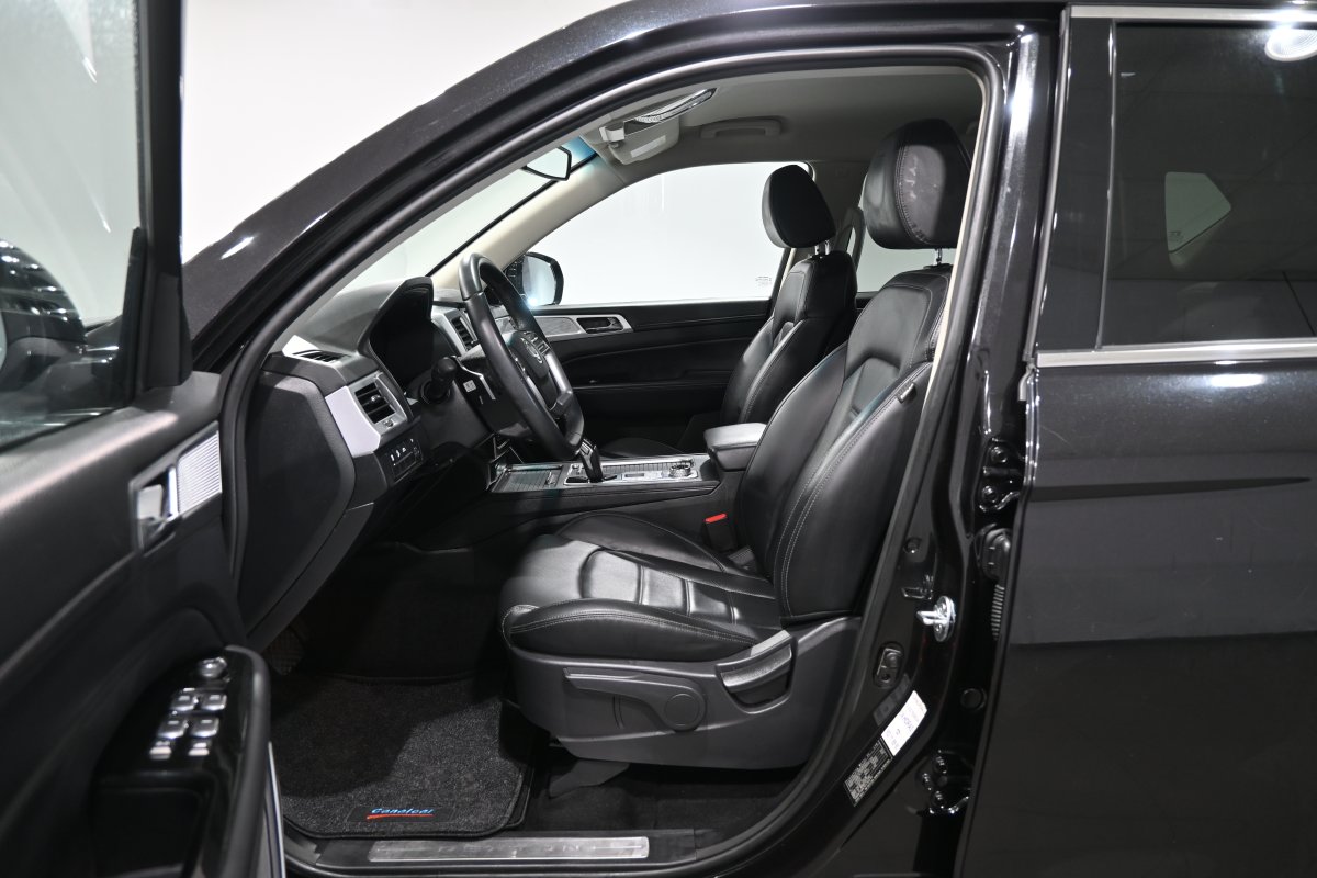 Foto Ssangyong Rexton 10