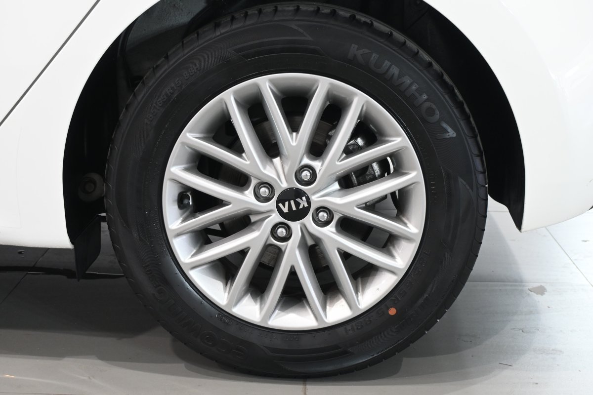 Foto Kia Rio 25