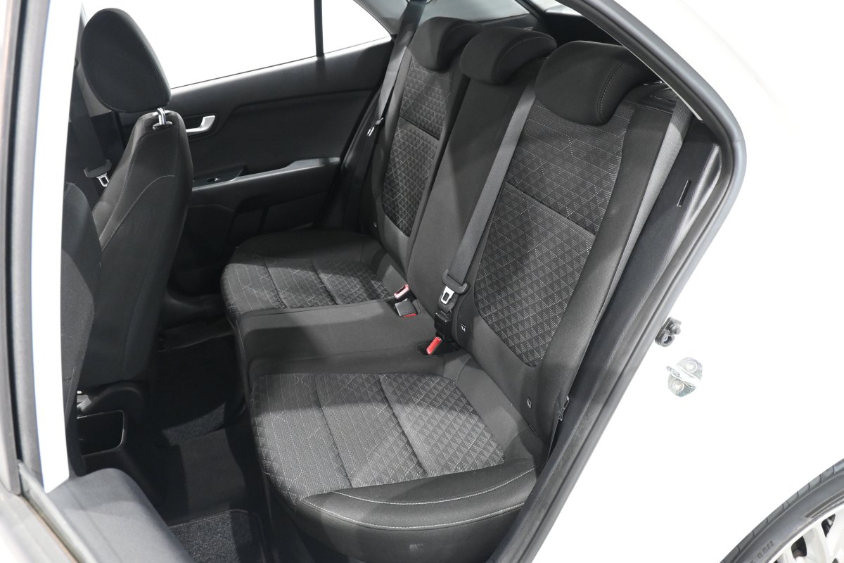 Foto Kia Rio 10