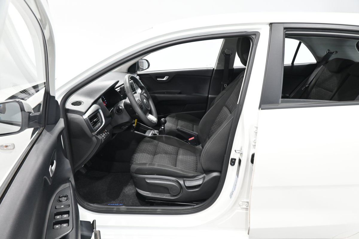 Foto Kia Rio 9