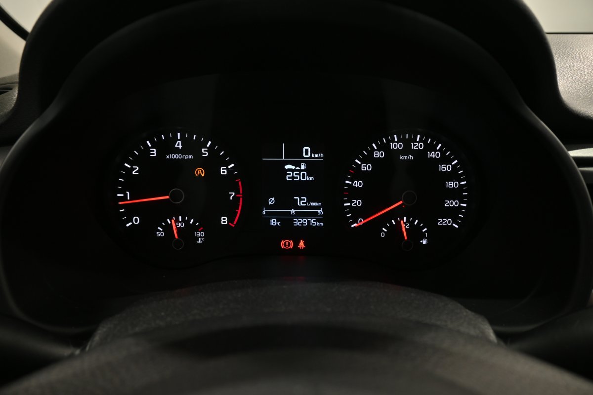 Foto Kia Rio 12