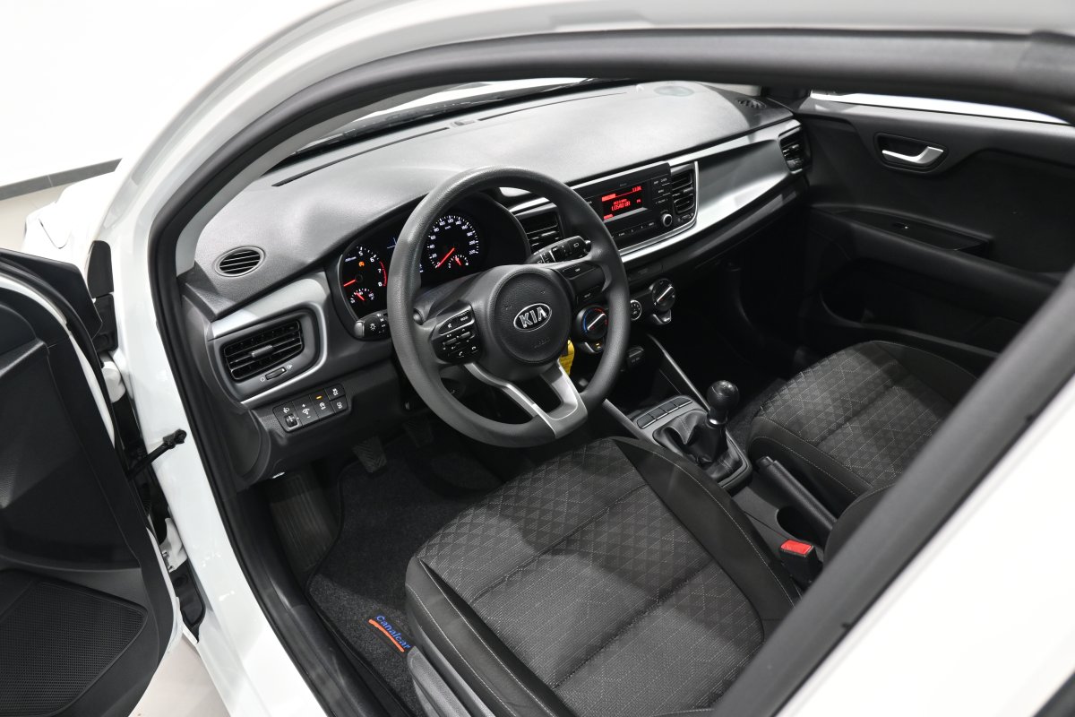 Foto Kia Rio 8