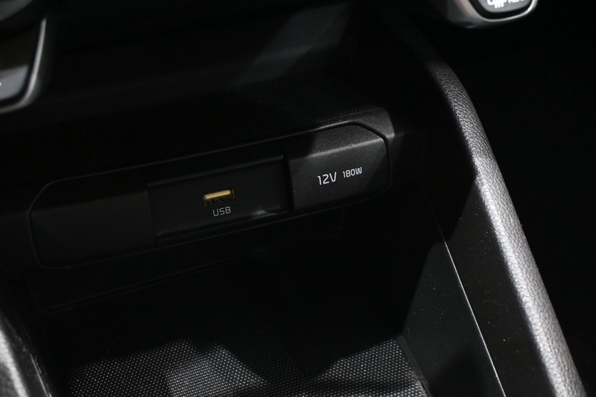 Foto Kia Rio 18