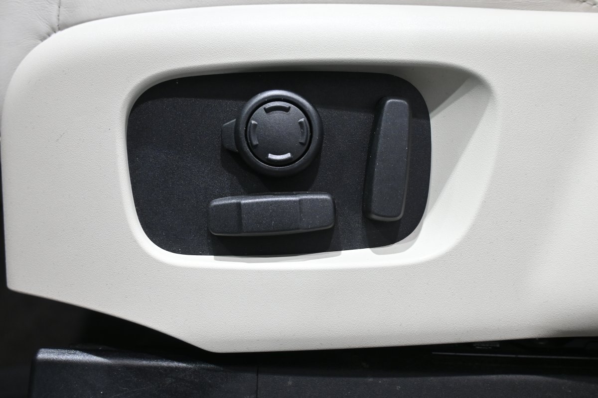Foto Land Rover Discovery 37