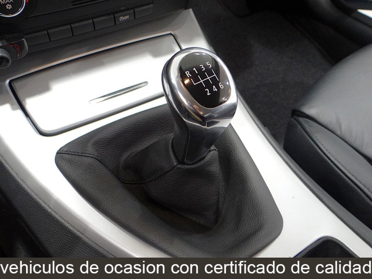Foto Bmw 320 30