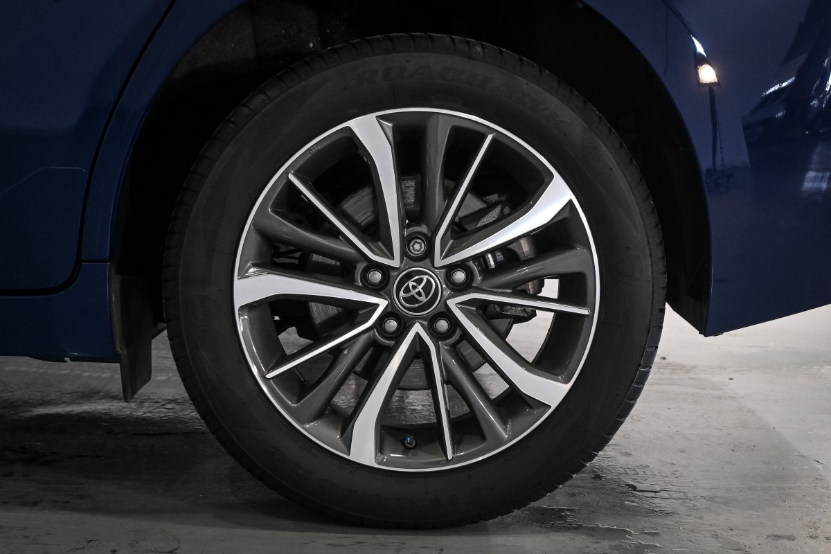 Foto Toyota Verso 31