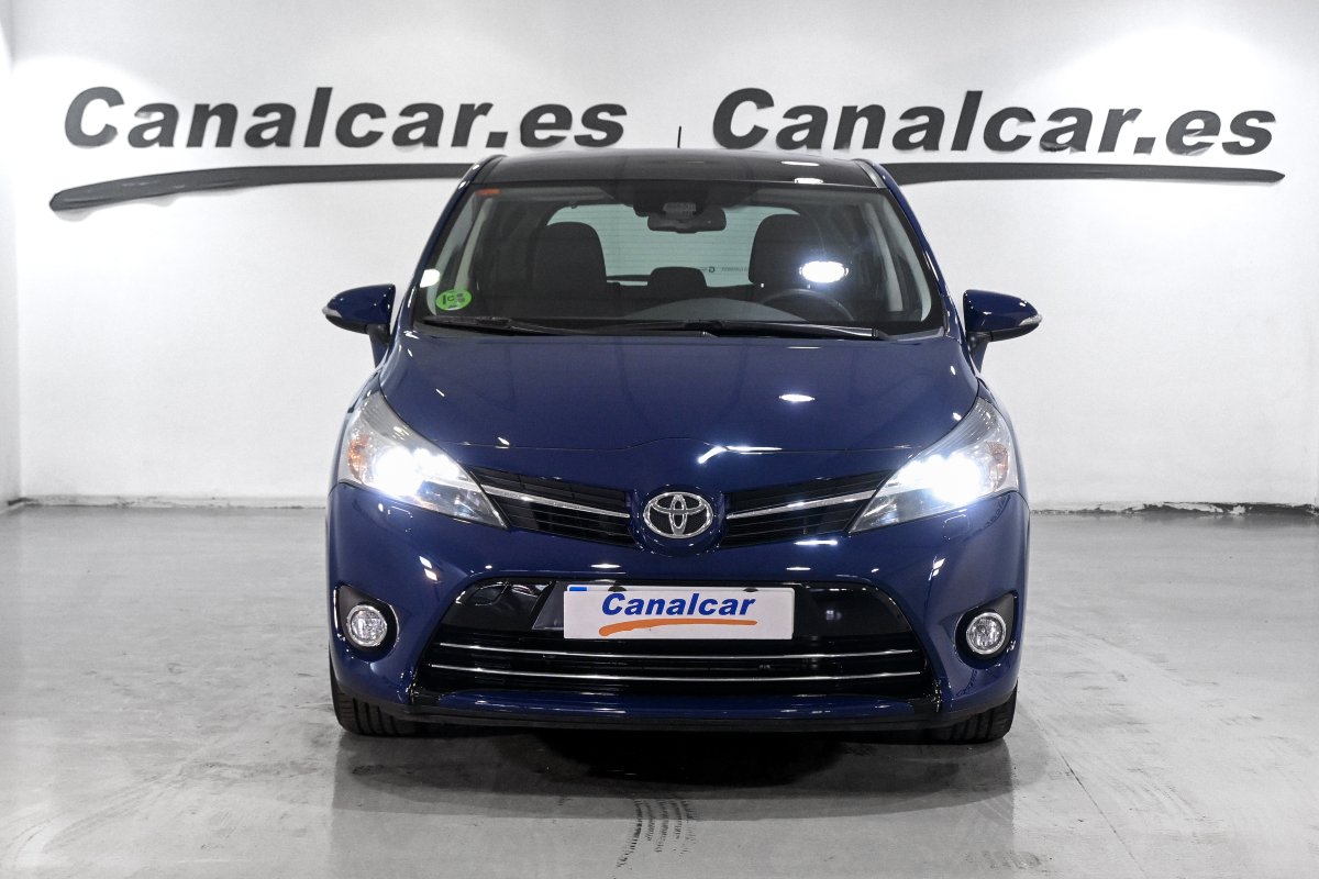 Foto Toyota Verso 3