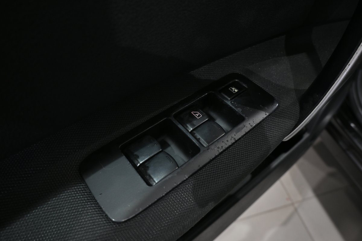 Foto Nissan Qashqai 24