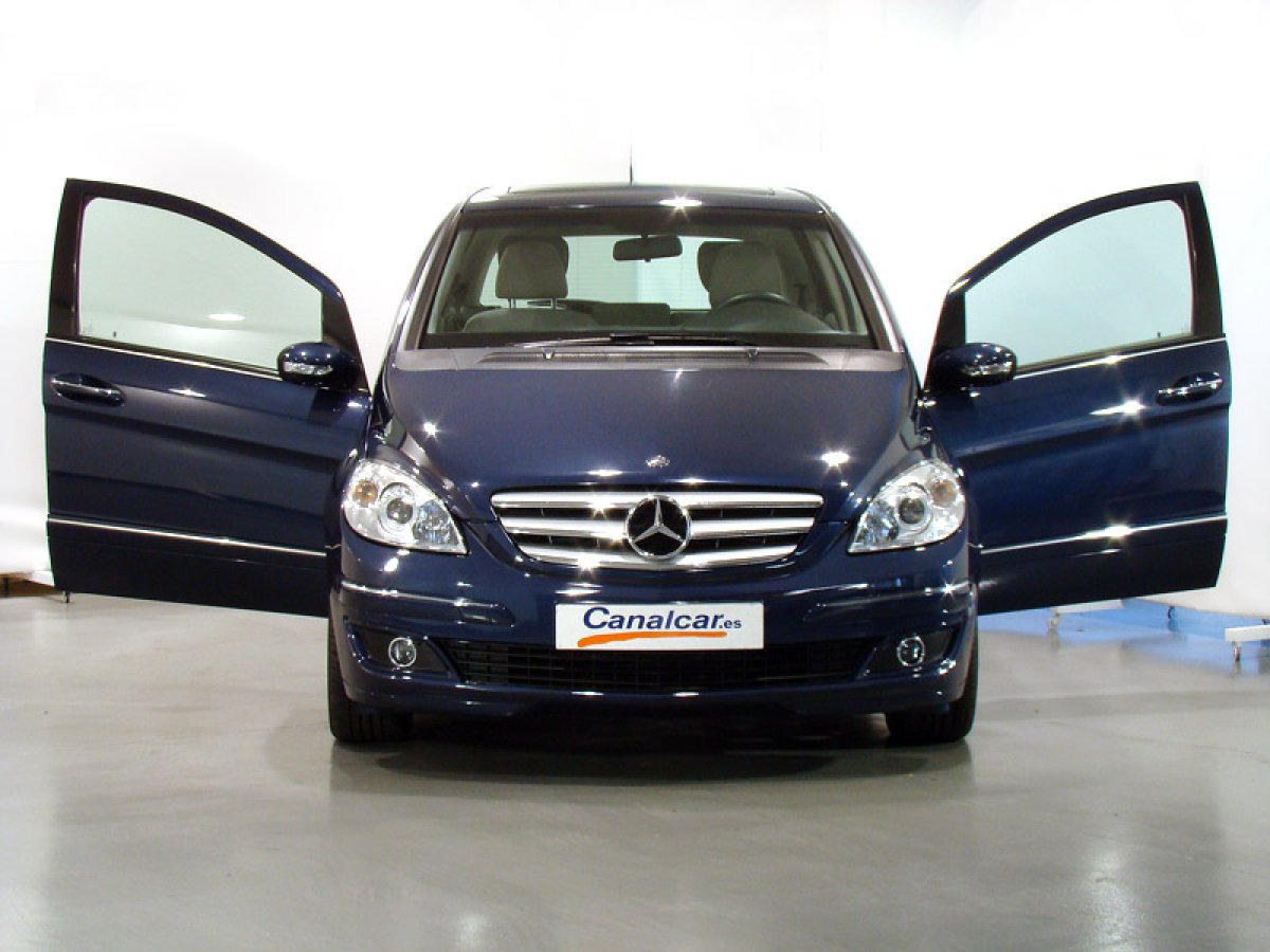 Foto Mercedes-Benz B 200 4