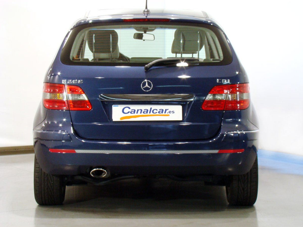 Foto Mercedes-Benz B 200 9