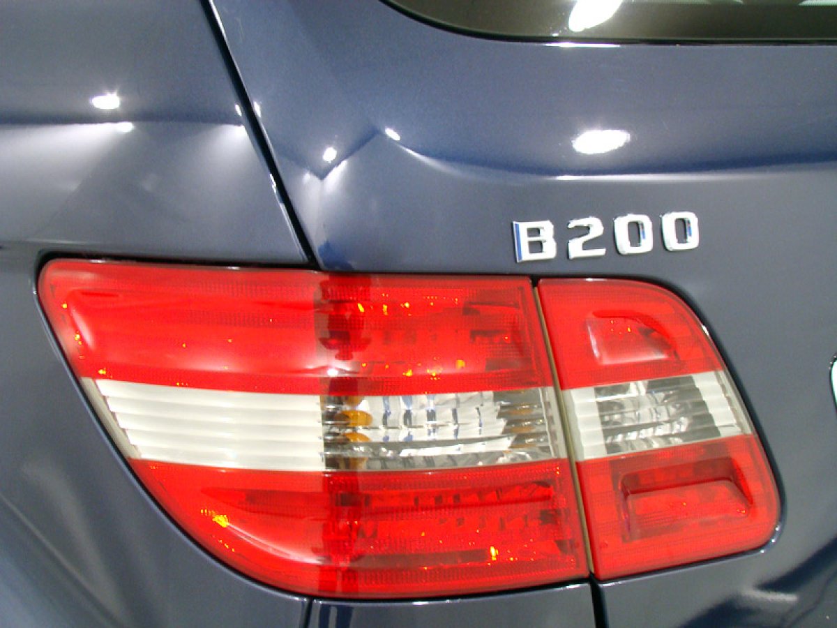 Foto Mercedes-Benz B 200 13