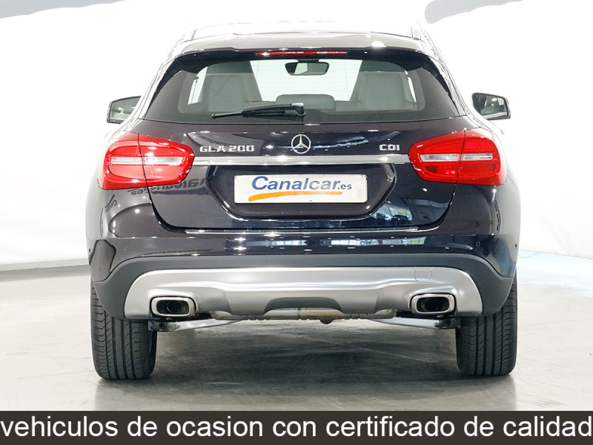 Foto Mercedes-Benz GLA 200 6