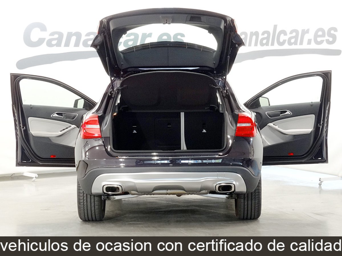 Foto Mercedes-Benz GLA 200 7