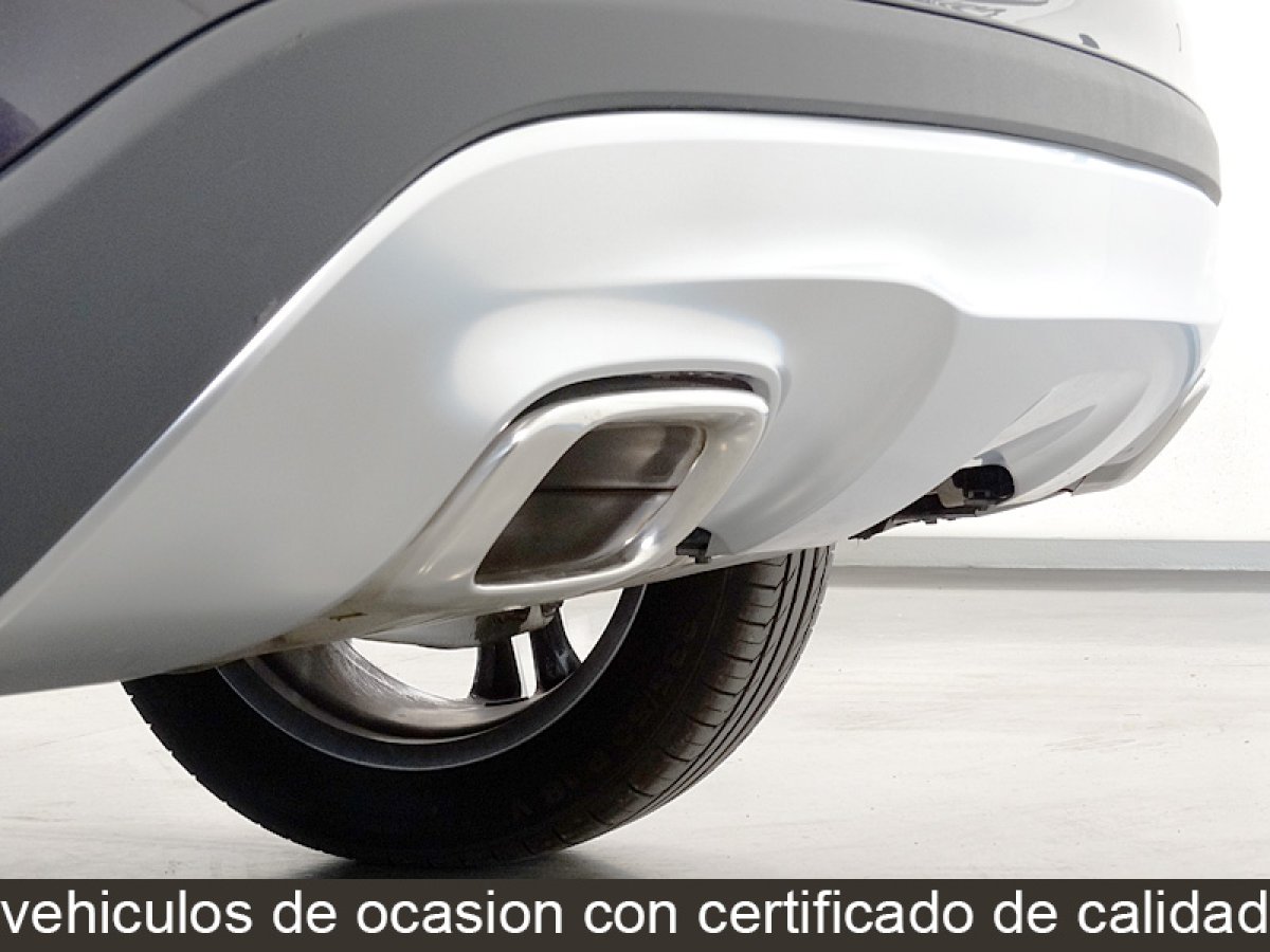 Foto Mercedes-Benz GLA 200 39