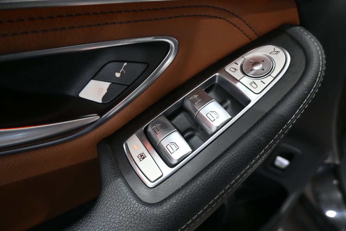 Foto Mercedes-Benz GLC 27