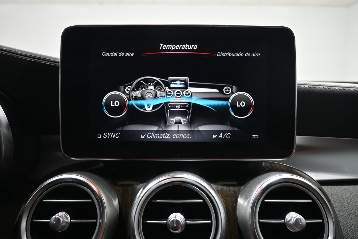 Foto Mercedes-Benz GLC 16