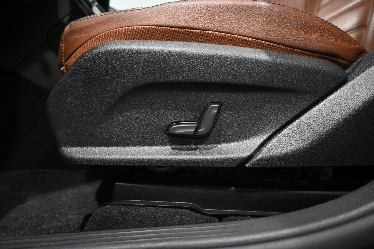 Foto Mercedes-Benz GLC 28