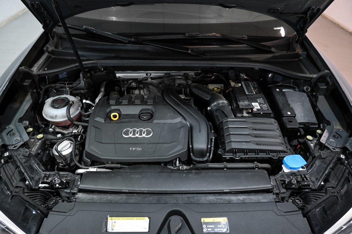 Foto Audi Q3 8