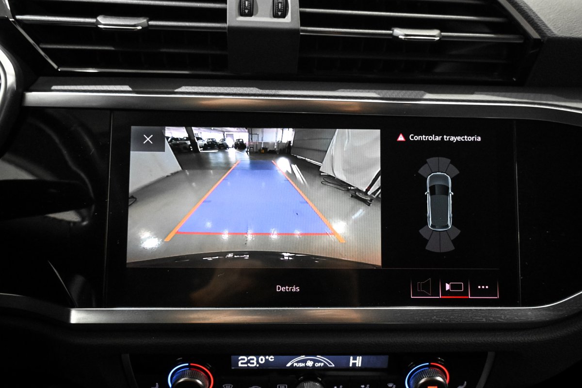 Foto Audi Q3 24