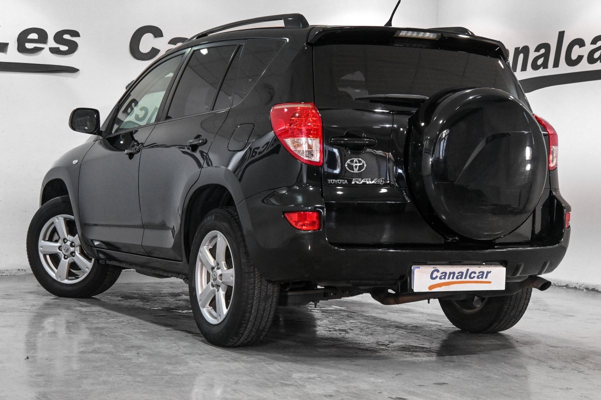 Foto Toyota RAV-4 7