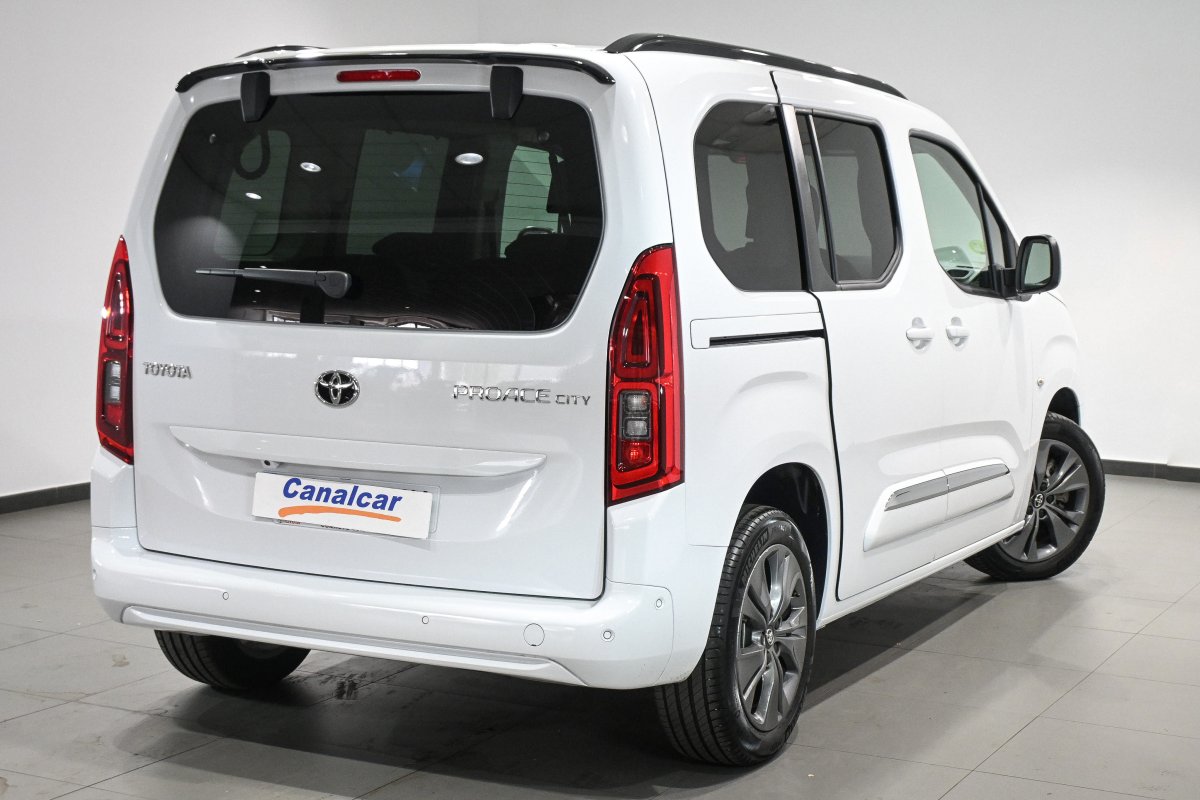 Foto Toyota PROACE 4