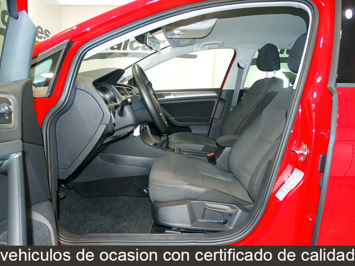 Foto Volkswagen Golf 13