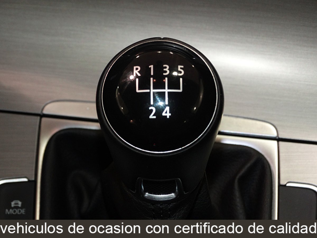 Foto Volkswagen Golf 23