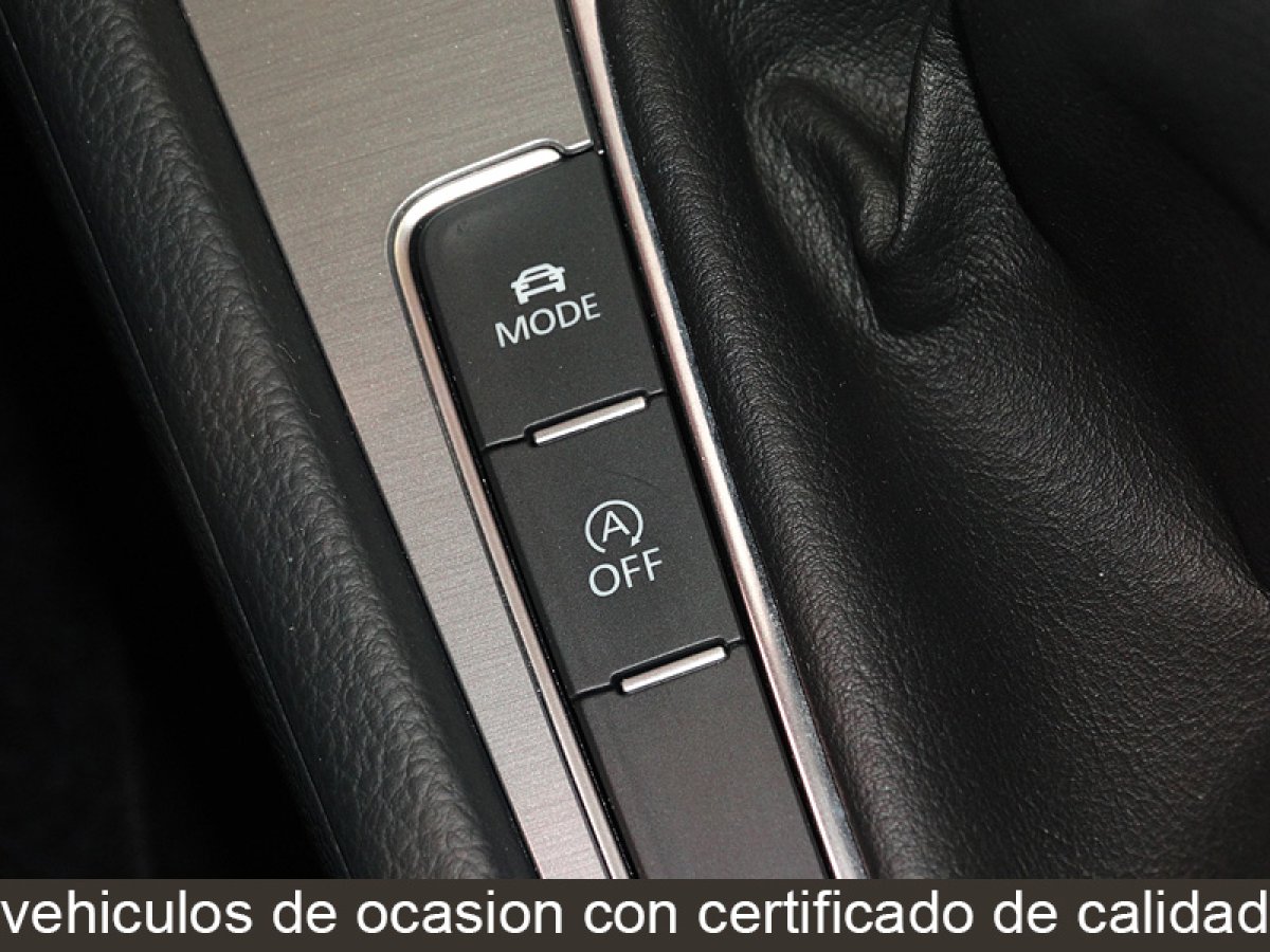Foto Volkswagen Golf 24
