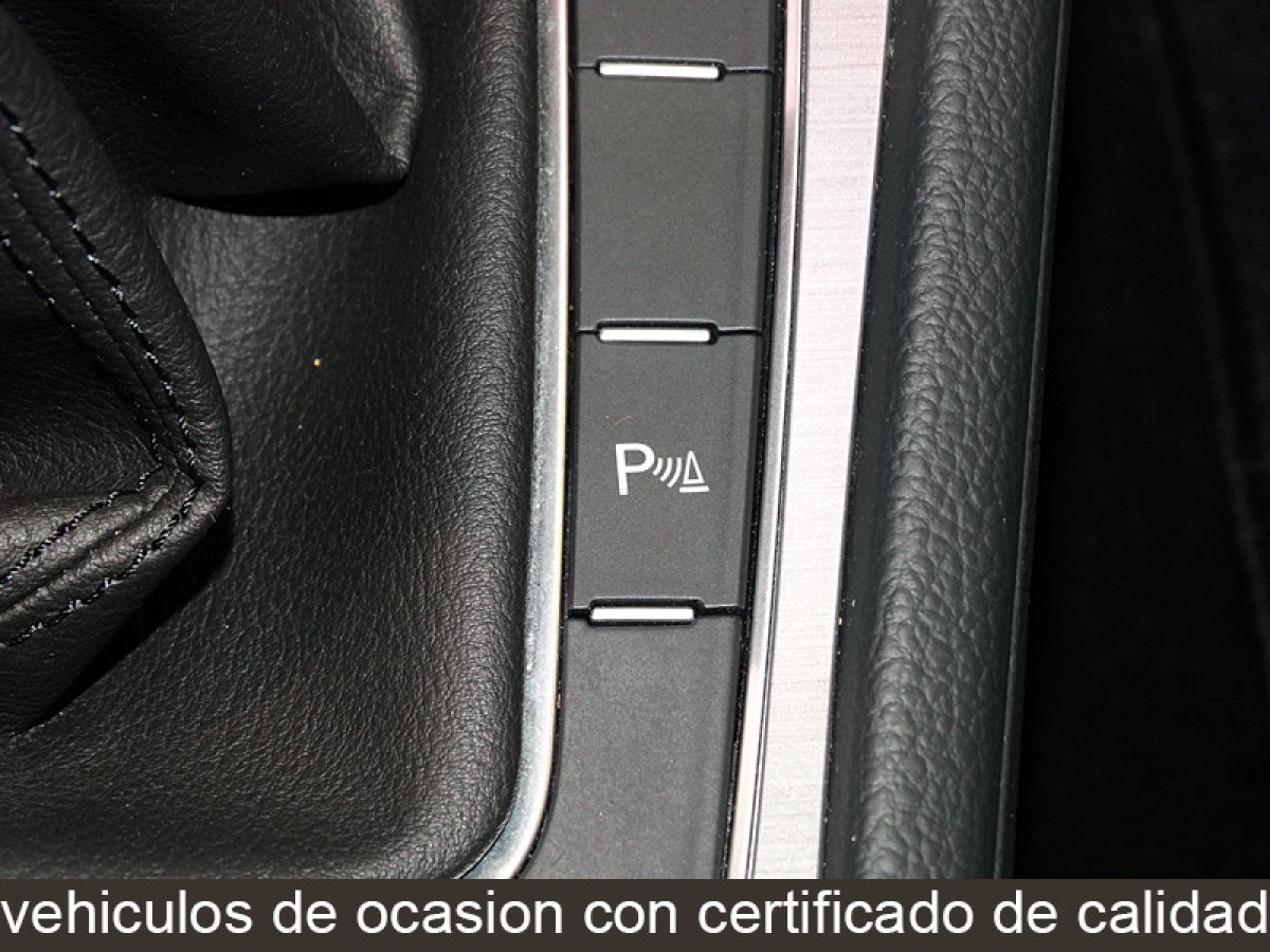 Foto Volkswagen Golf 25