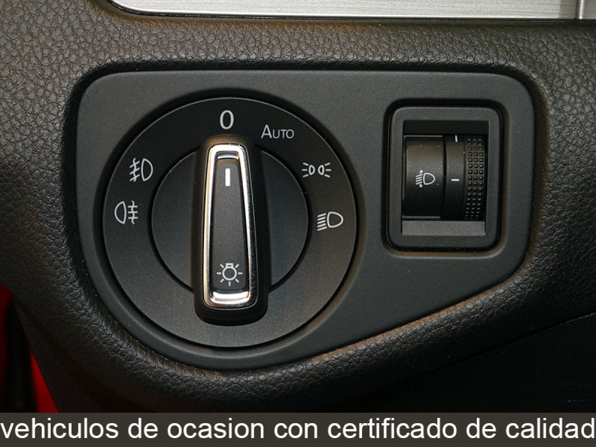 Foto Volkswagen Golf 30