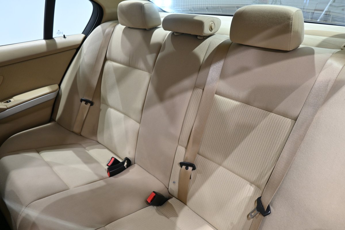 Foto Bmw Serie 3 12