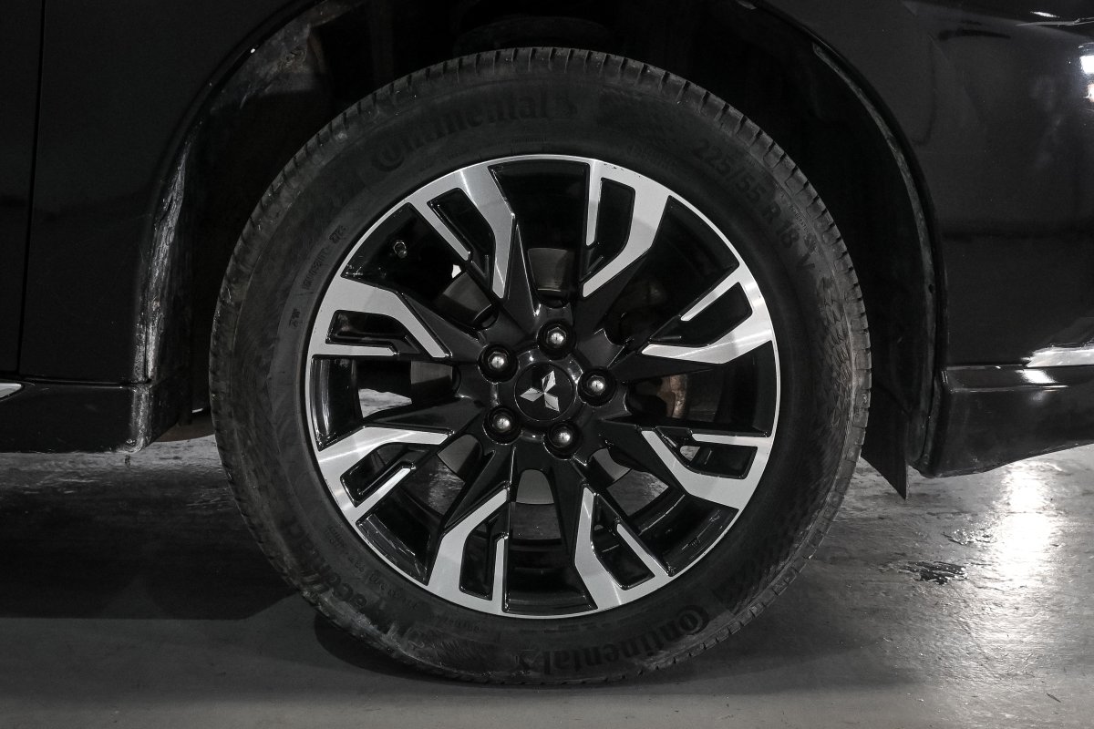 Foto Mitsubishi Outlander 32