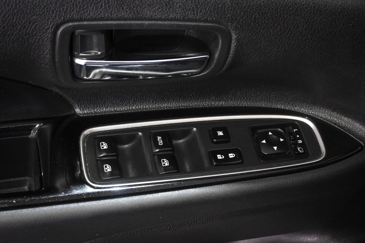 Foto Mitsubishi Outlander 29